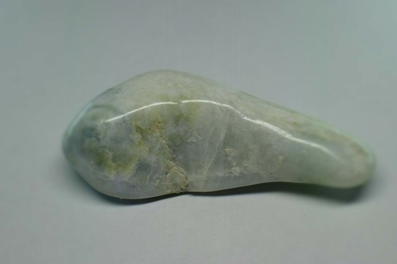糸魚川産　翡翠原石