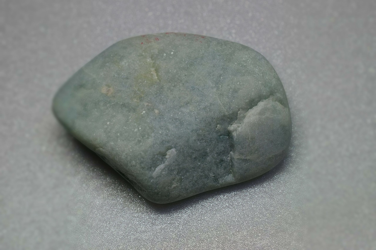 糸魚川産　翡翠原石