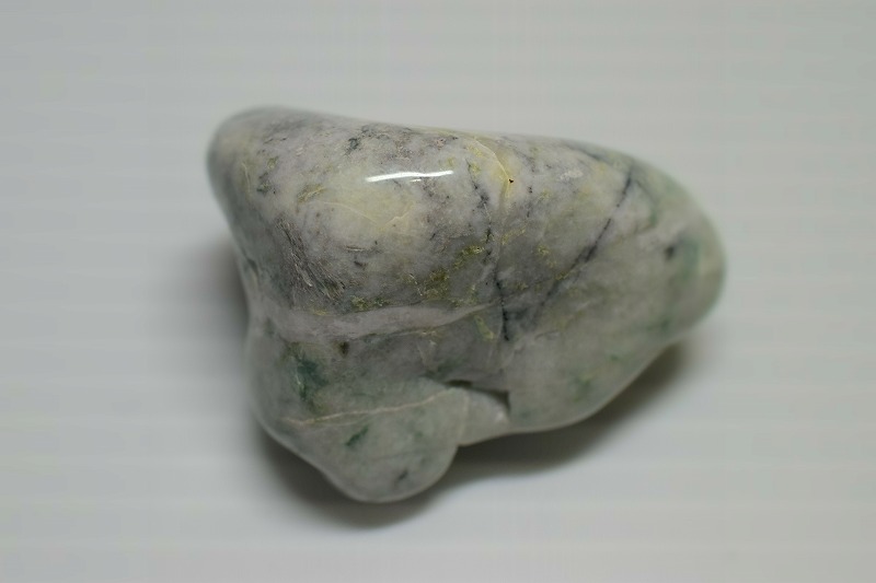 糸魚川産　翡翠原石