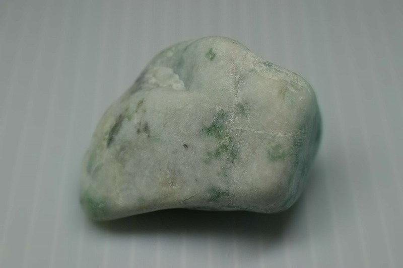 糸魚川産　翡翠原石