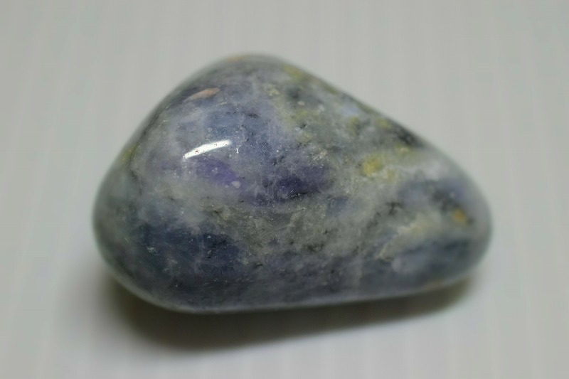 糸魚川産　翡翠原石