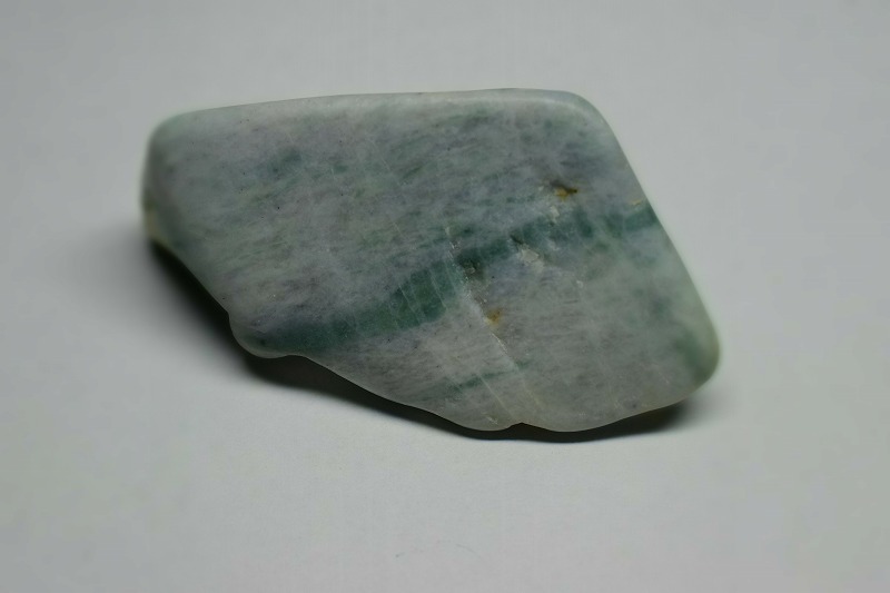 糸魚川産　翡翠原石