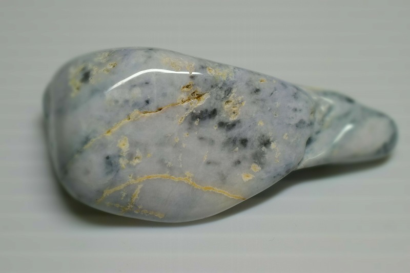 糸魚川産　翡翠原石