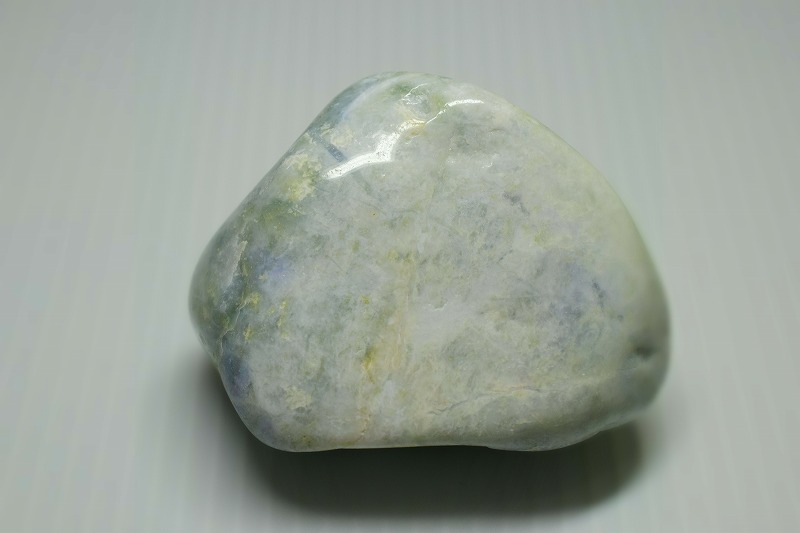 糸魚川産　翡翠原石