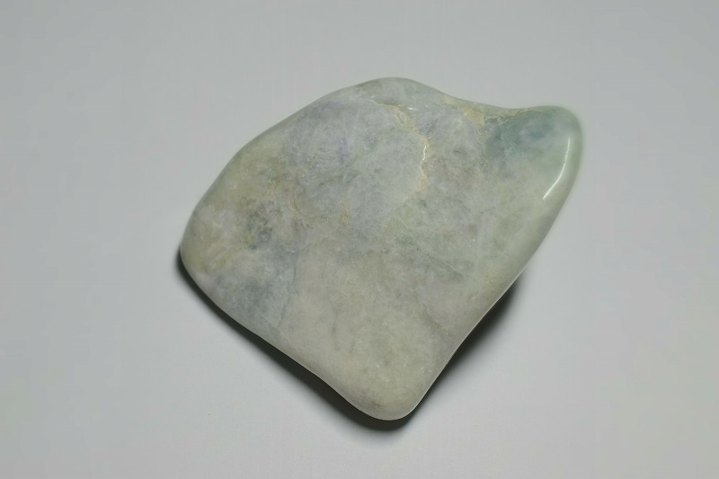糸魚川産　翡翠原石