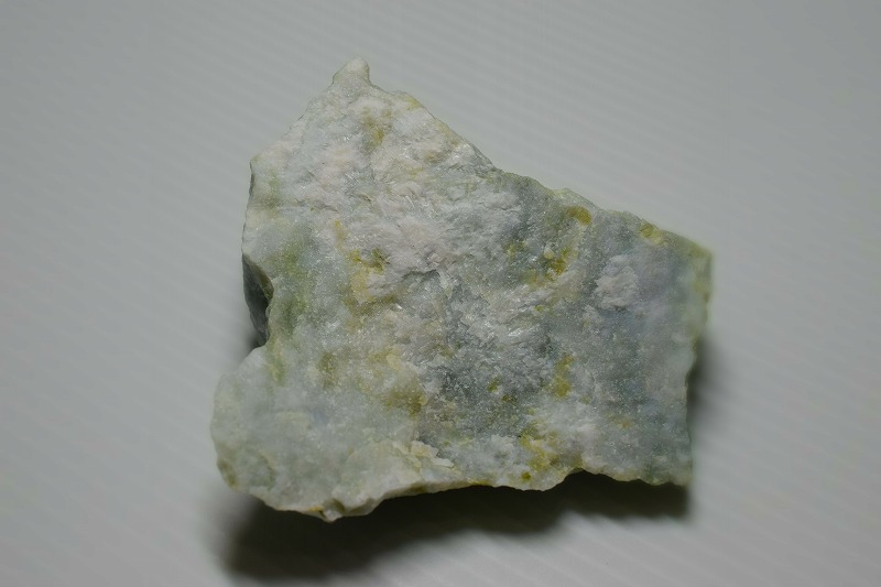 糸魚川産　翡翠原石