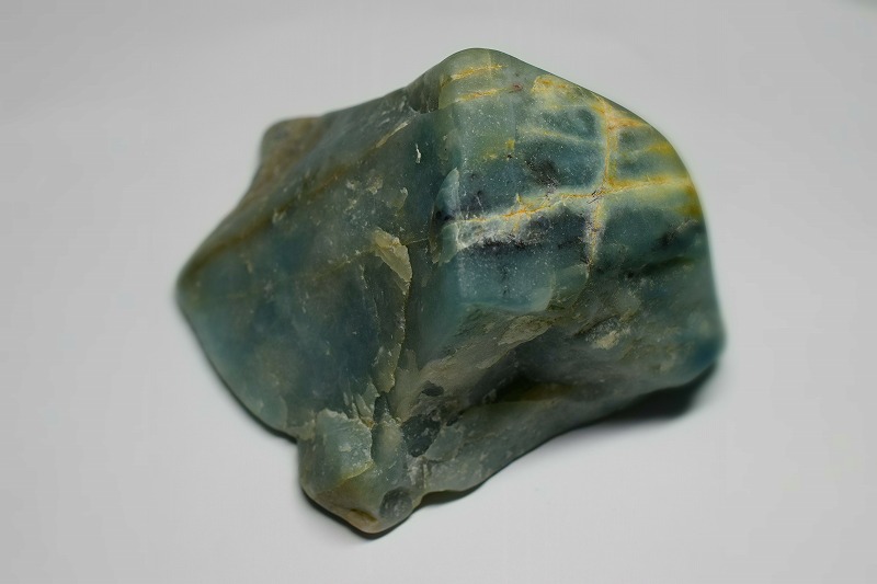 糸魚川産　翡翠原石　青