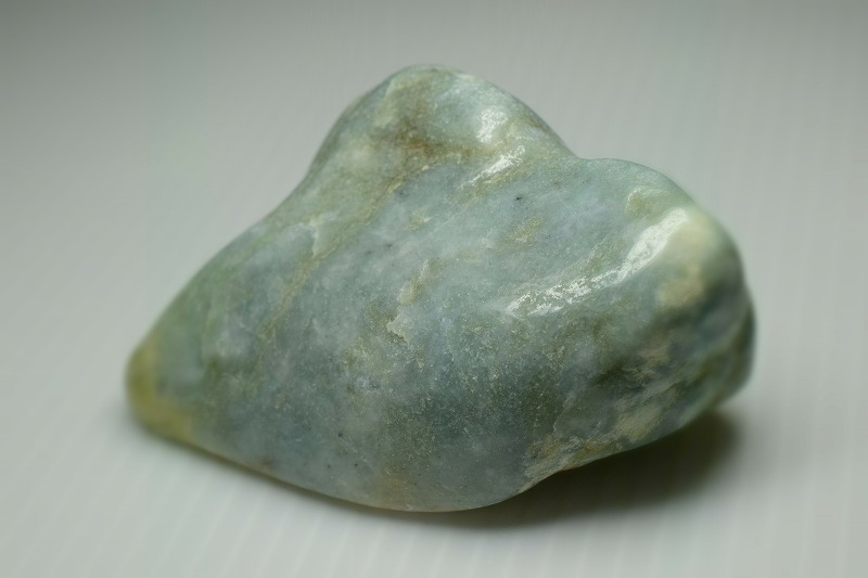 糸魚川産　翡翠原石