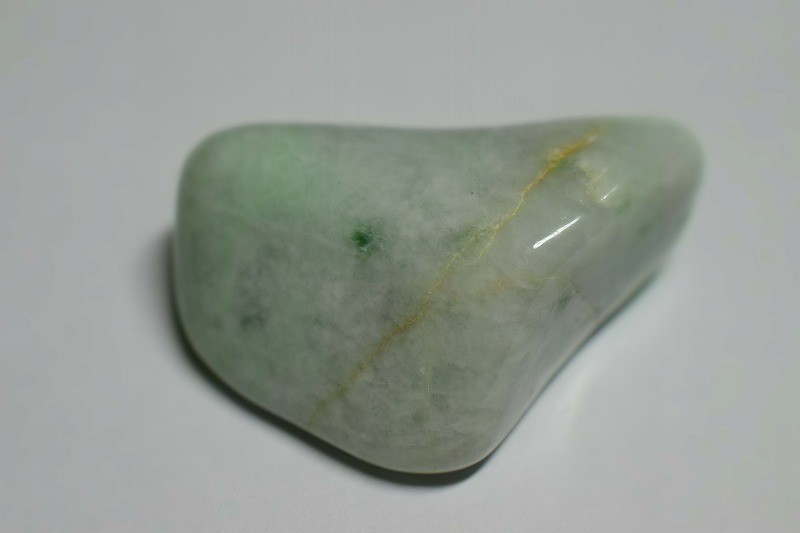 糸魚川産　翡翠原石