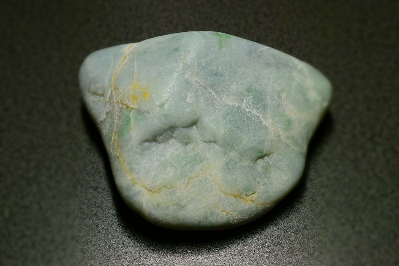 糸魚川産　翡翠原石
