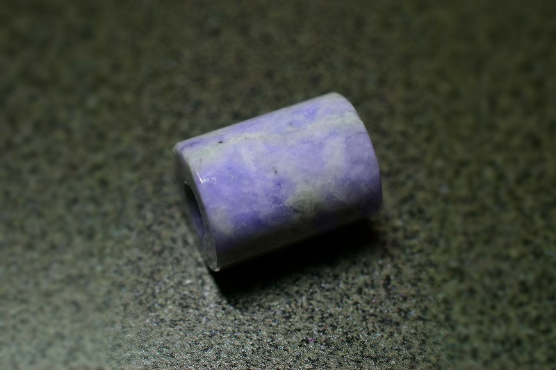 管玉
