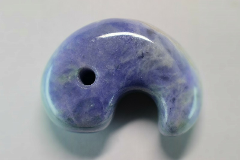 糸魚川産翡翠　勾玉　33mm