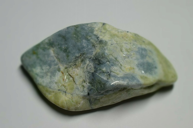 糸魚川産　翡翠原石
