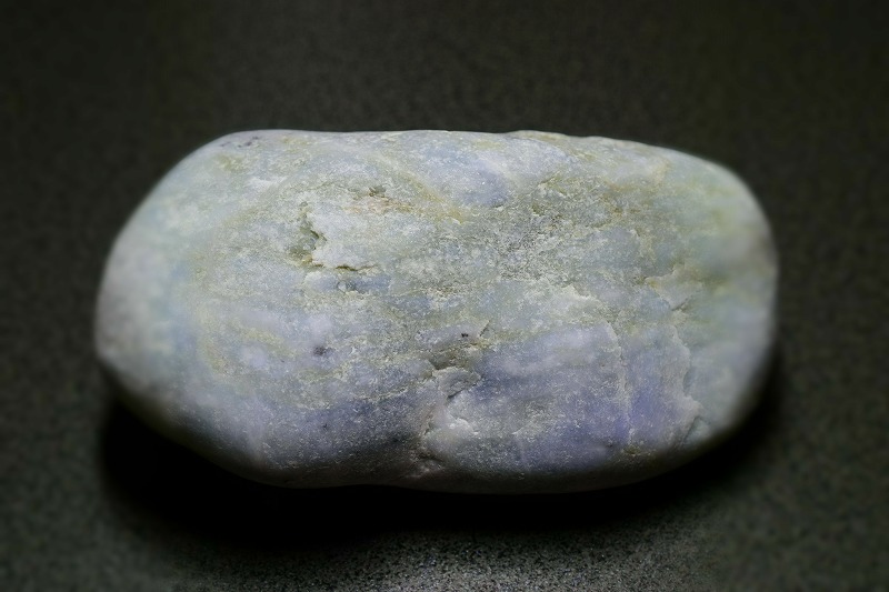 糸魚川産　翡翠原石