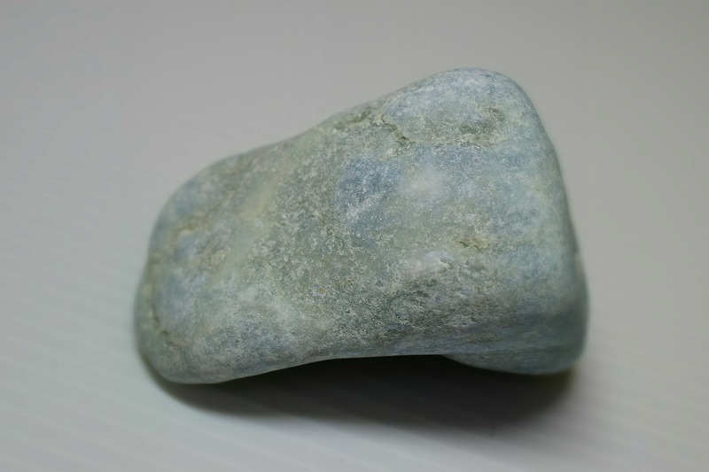 糸魚川産　翡翠原石
