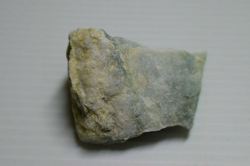 糸魚川産　翡翠原石