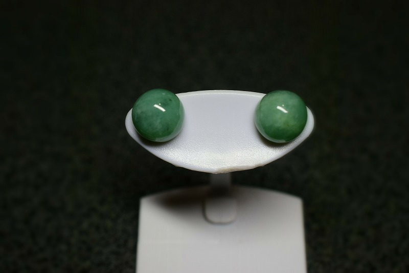 ピアス