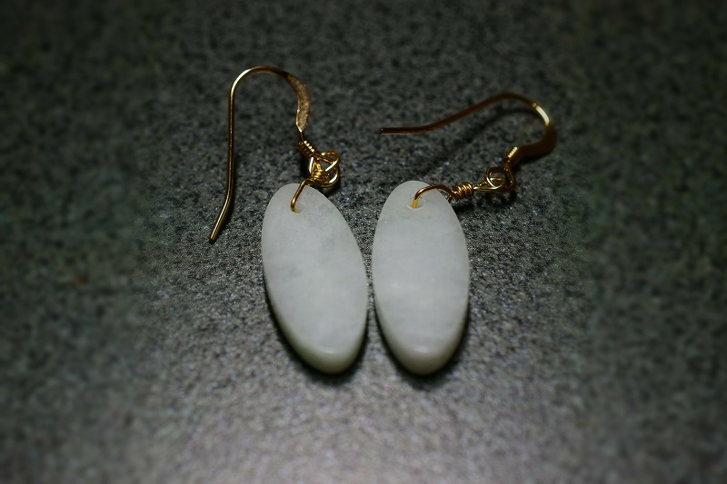ピアス
