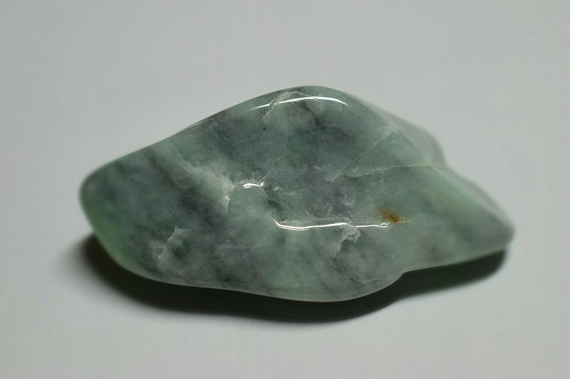 糸魚川産　翡翠原石