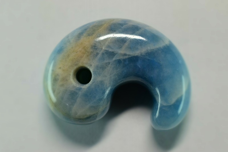 糸魚川産翡翠　勾玉　31mm