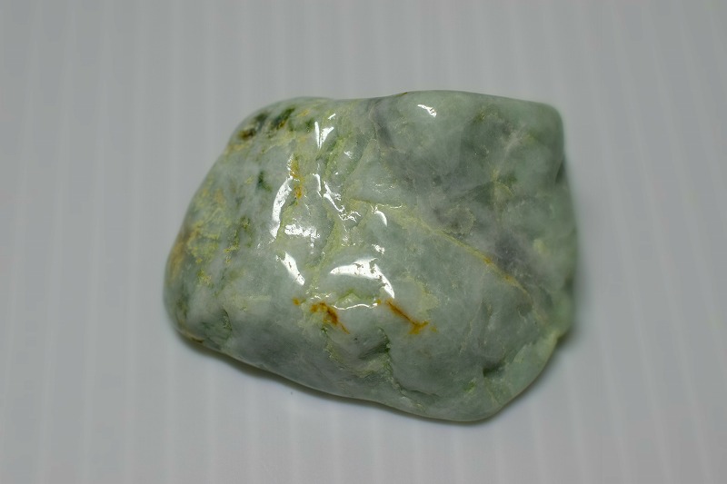 糸魚川産　翡翠原石