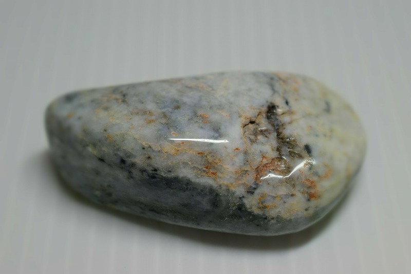 糸魚川産　翡翠原石