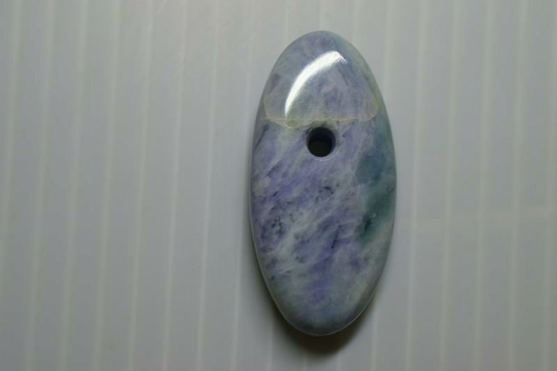 糸魚川産翡翠　大珠　38mm