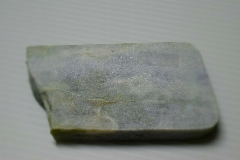 糸魚川産　翡翠原石　板