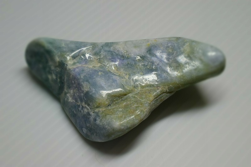 糸魚川産　翡翠原石