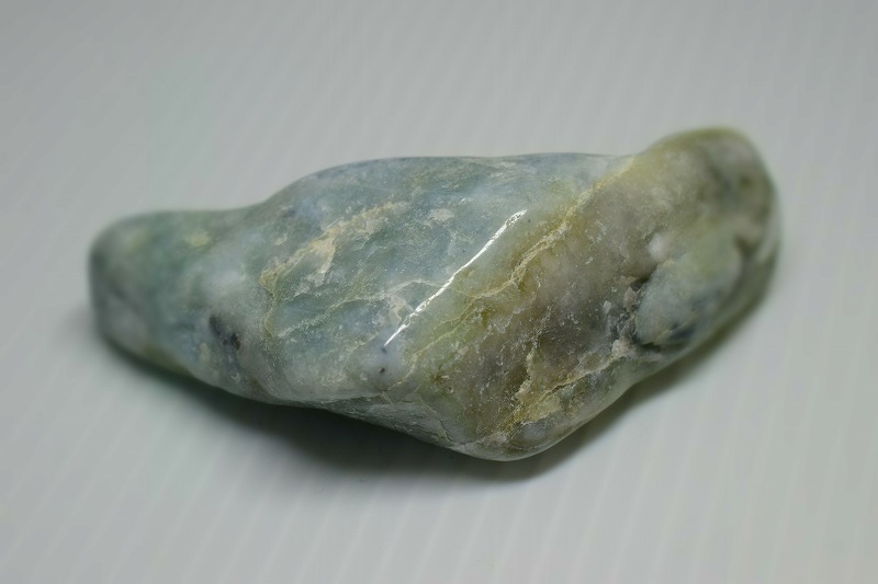糸魚川産　翡翠原石