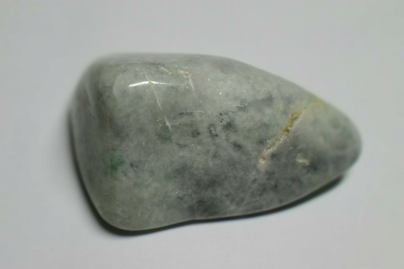 糸魚川産　翡翠原石