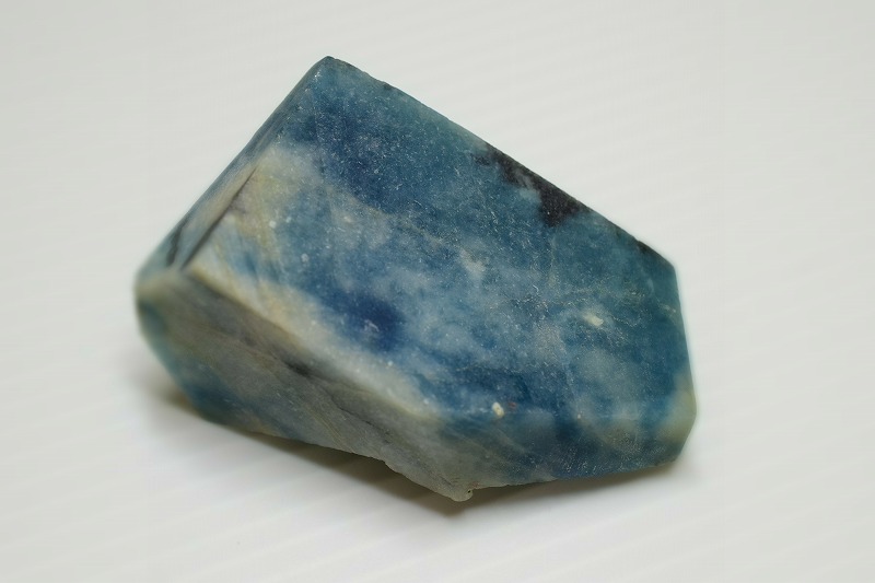 糸魚川産　翡翠原石