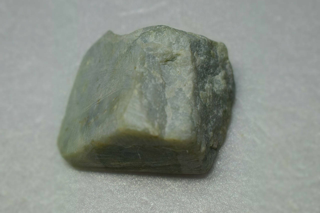 糸魚川産　翡翠原石　
