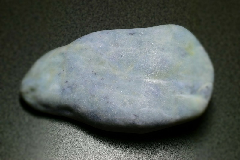 糸魚川産　翡翠原石