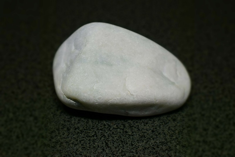 糸魚川産　翡翠原石