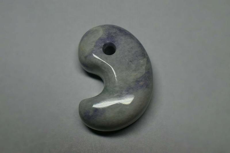 糸魚川産翡翠　勾玉　31mm