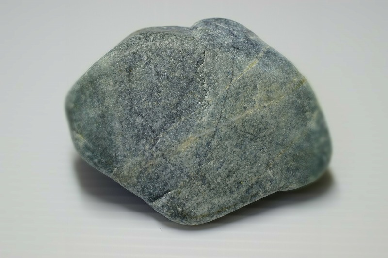 糸魚川産　翡翠原石