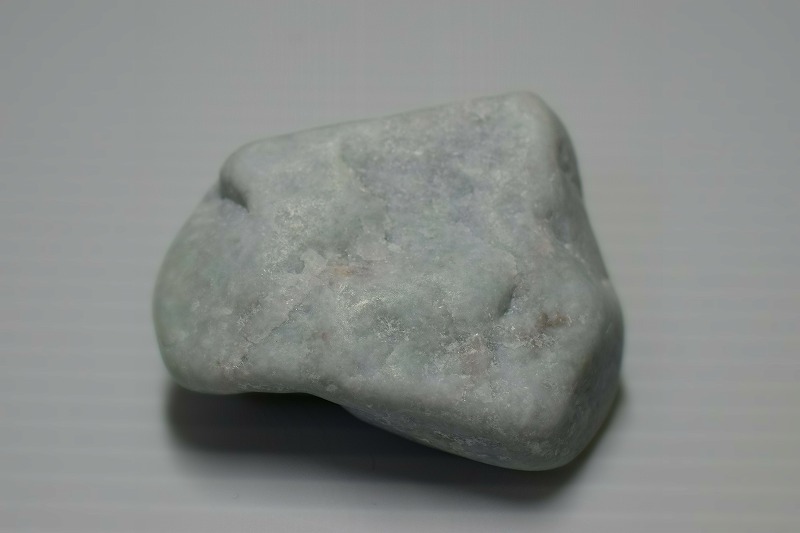 糸魚川産　翡翠原石