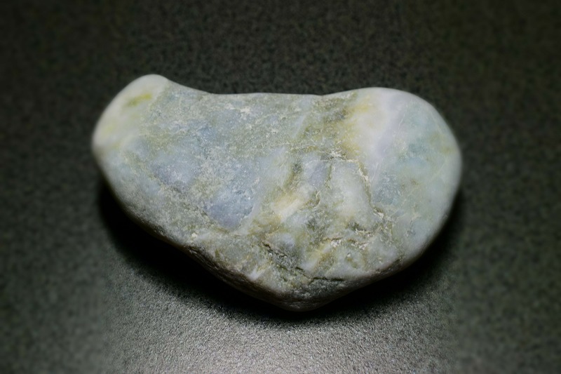 糸魚川産　翡翠原石