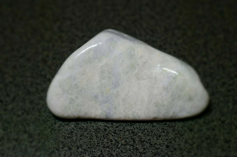 糸魚川産　翡翠原石