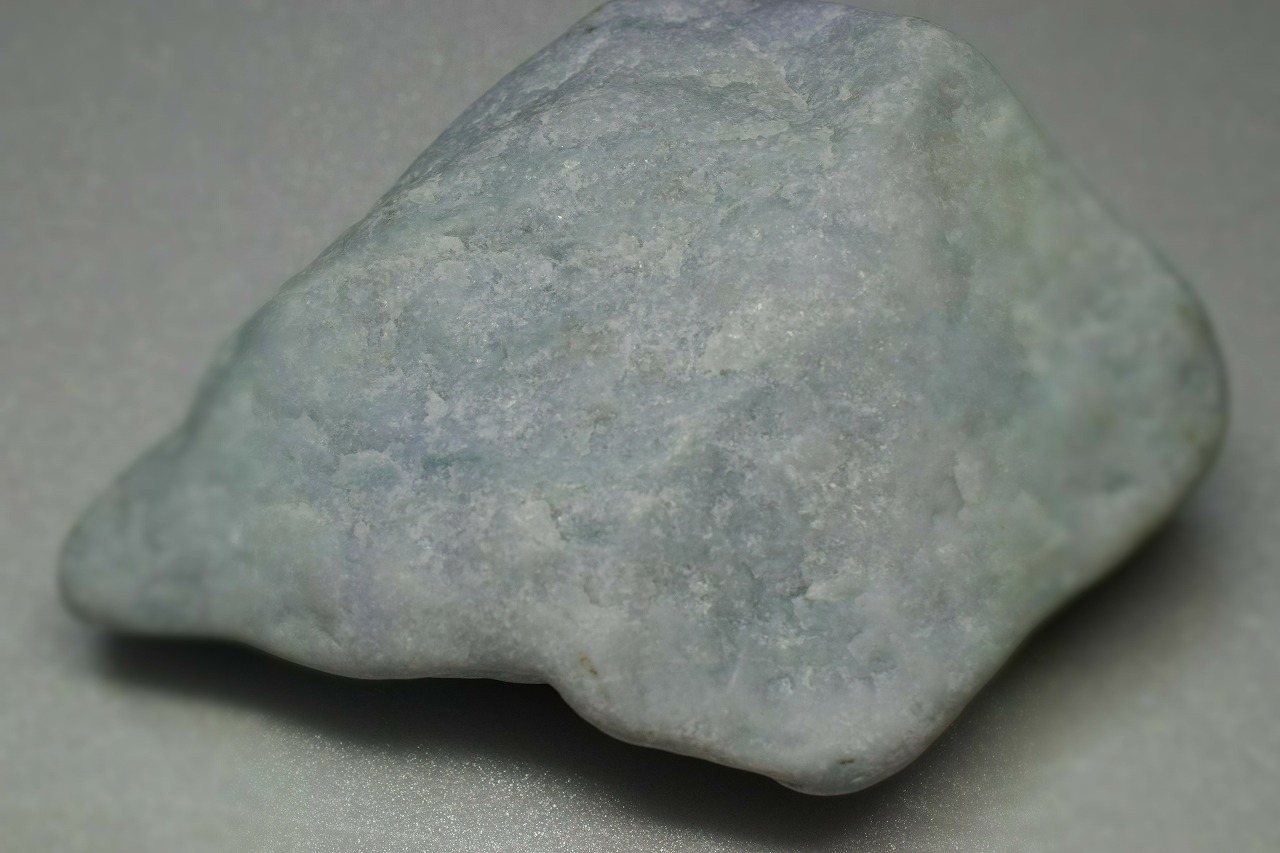 糸魚川産　翡翠原石