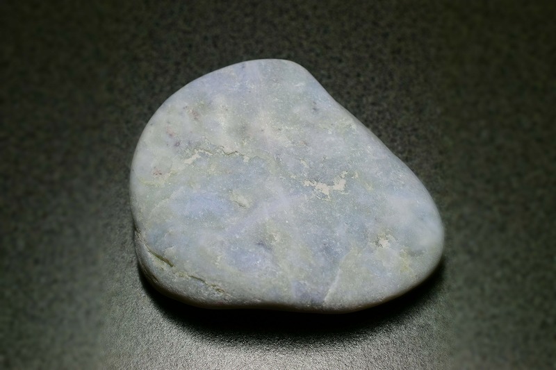 糸魚川産　翡翠原石