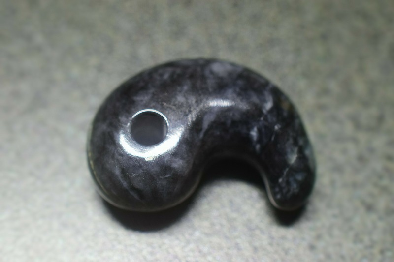 糸魚川産翡翠　勾玉　29mm