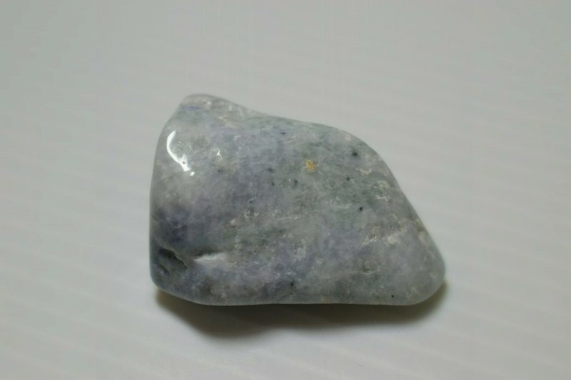 糸魚川産　翡翠原石