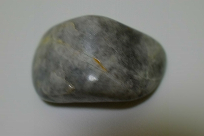 糸魚川産　翡翠原石