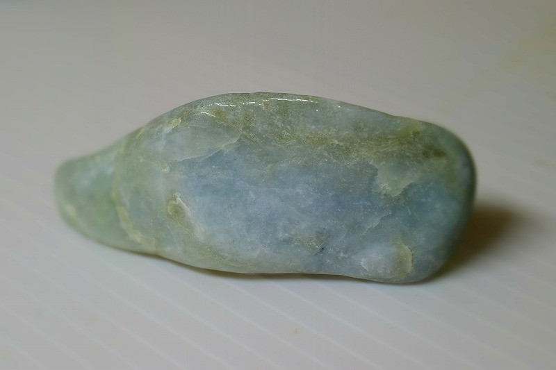 糸魚川産　翡翠原石　