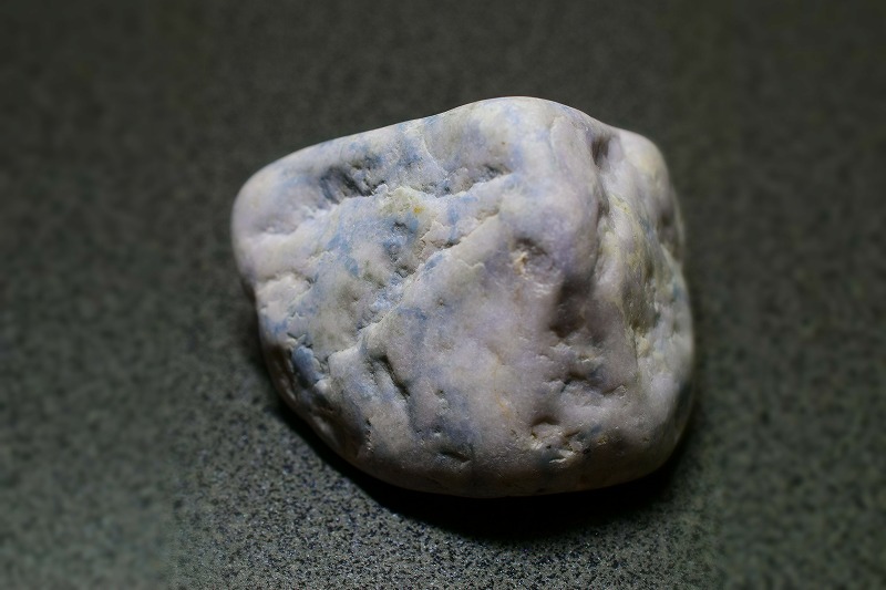 糸魚川産　翡翠原石