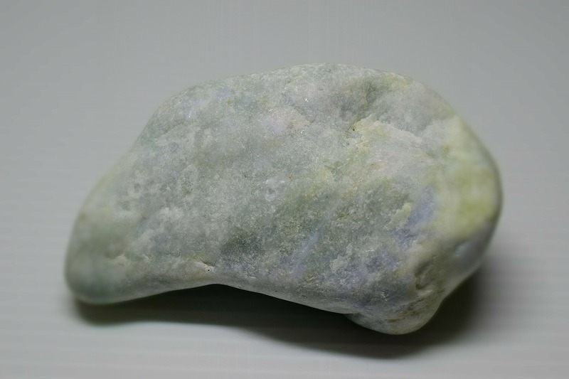 糸魚川産　翡翠原石