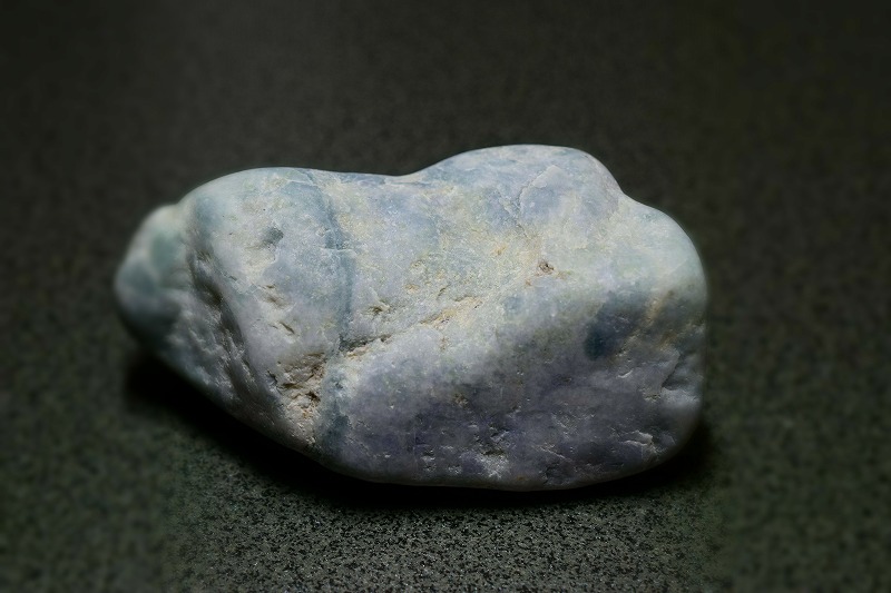 糸魚川産　翡翠原石