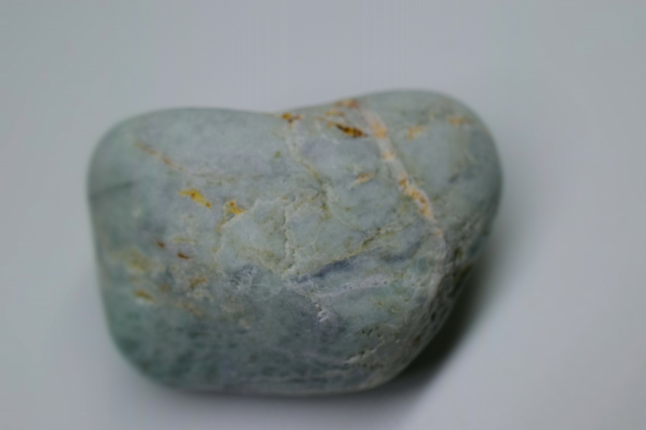 糸魚川産　翡翠原石　